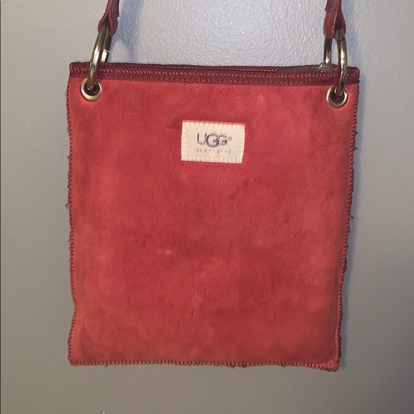 UGG cross body adjustable bag - Picture 2 of 4